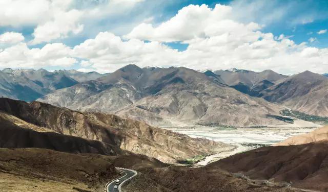 青藏线自驾之旅：虔诚与狂野的交织，青春的告别之旅