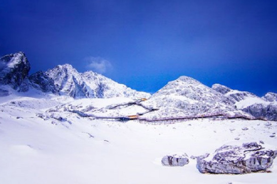 云南玉龙雪山自由行游玩攻略